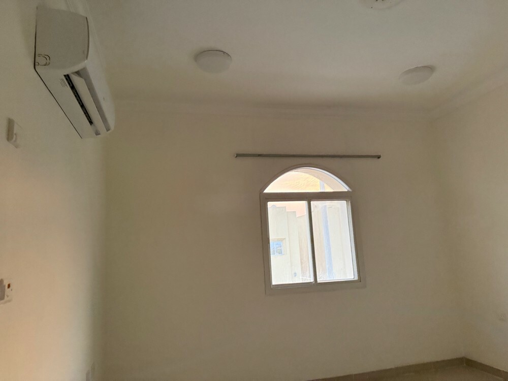 مبنى تجارى للبيع معيذر استثمار  - 16