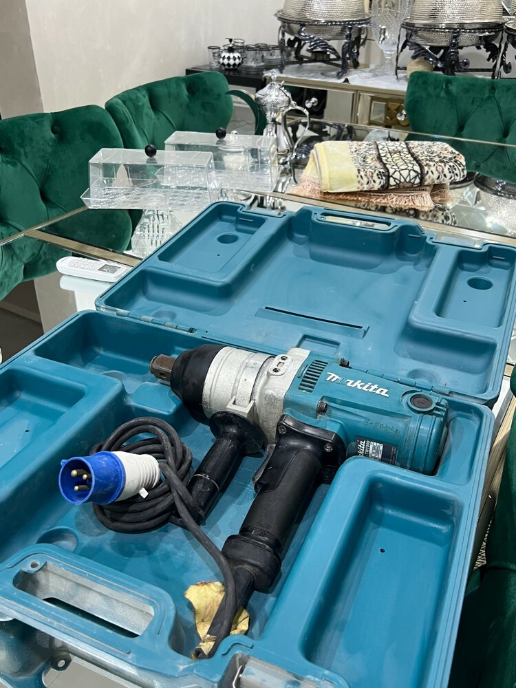 Electric Impact Wrench - 1