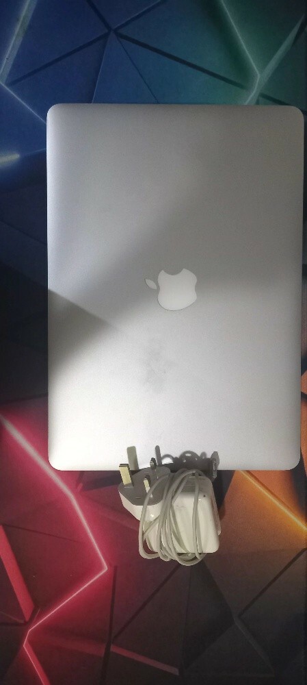 MacBookAir - 2