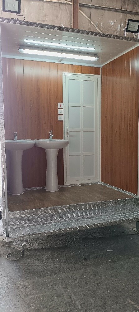 Toilet 3/2 Caravan - 4