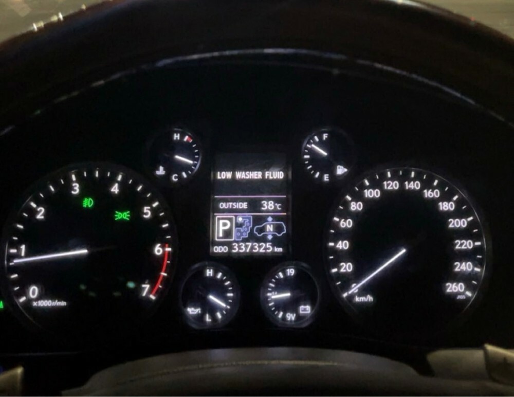 lexus lx570s - 5