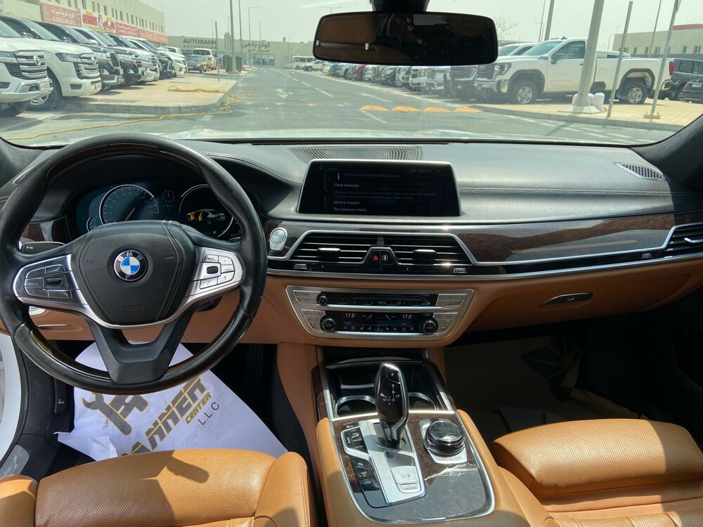 BMW 740 2016 white  - 7
