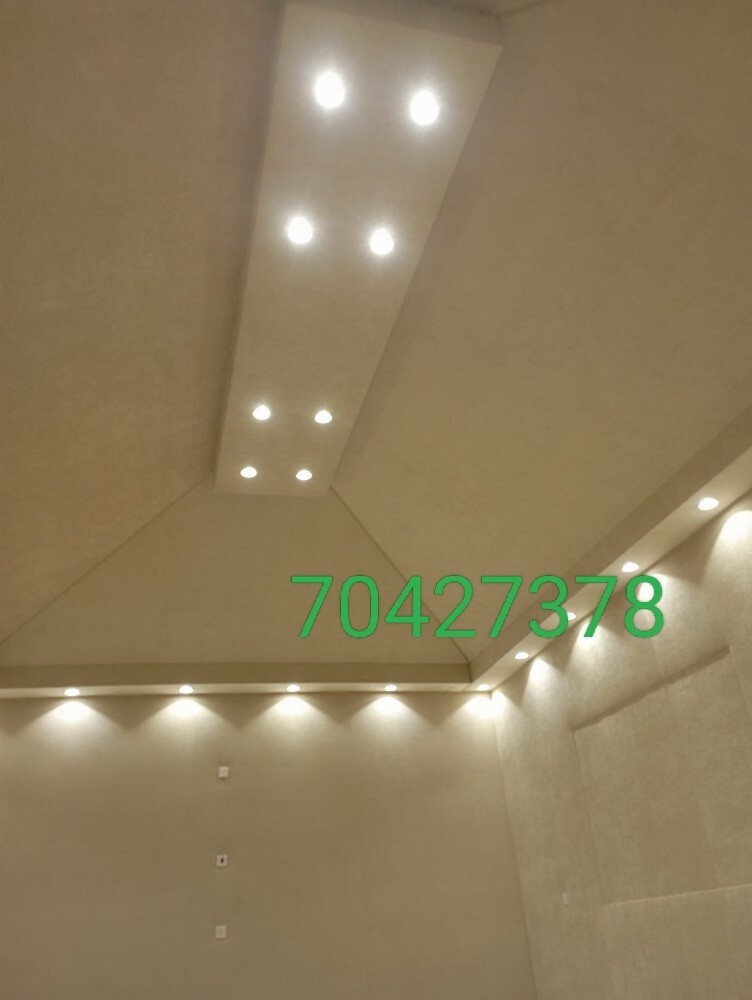70427378 - 29