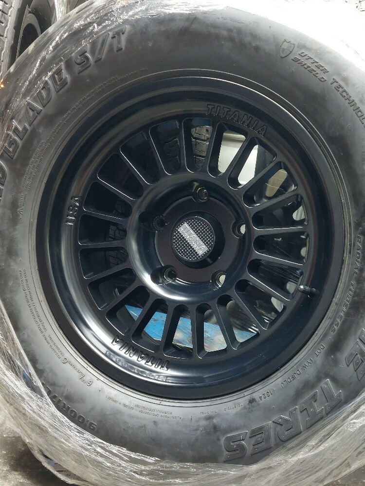 Titania size 17 - 1