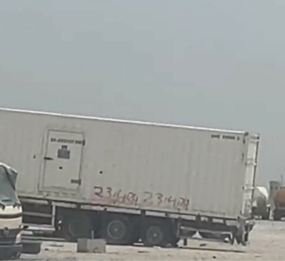 حاويه بها عازل حراري - 1