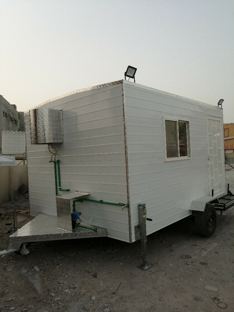 Caravan kitchen 3/4 - 2