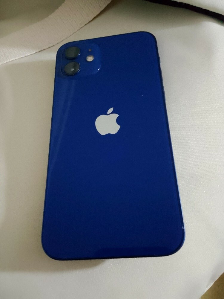 I phone 12 - 4