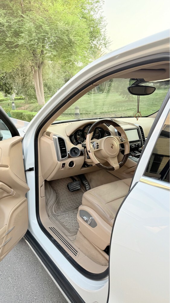 Porsche Cayenne S - 6