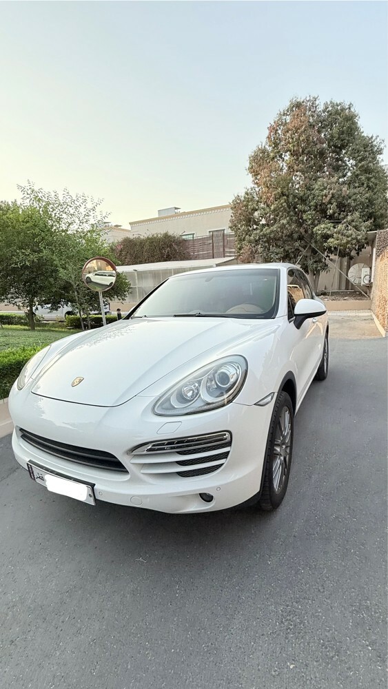 Porsche Cayenne S - 1