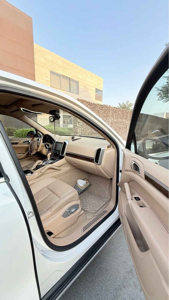 Porsche Cayenne S - 10