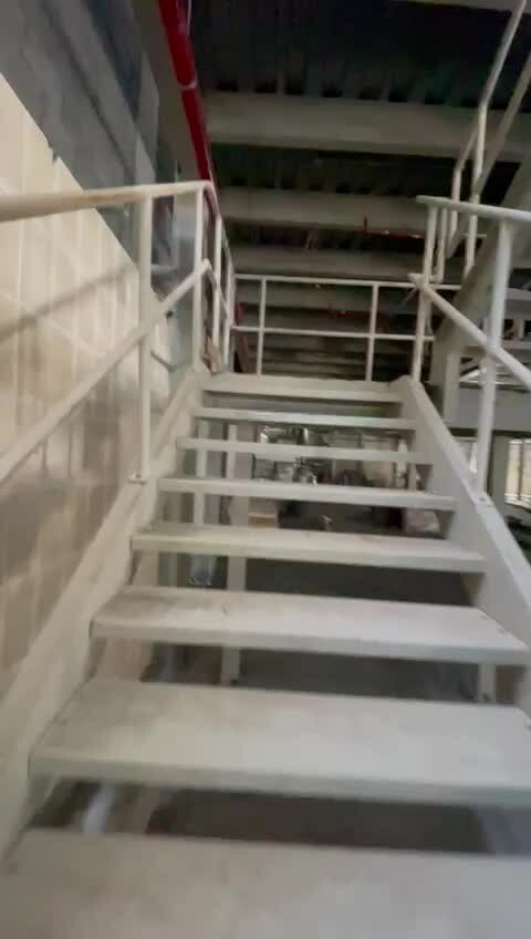 cap parking gate, stores working - 20
