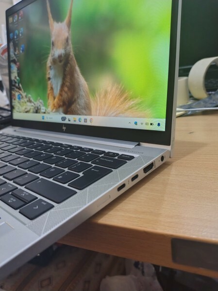 HP EliteBook 830 G8 - 3