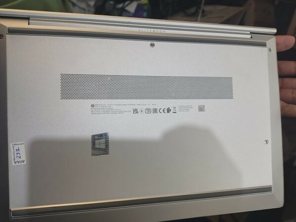 HP EliteBook 830 G8 - 4
