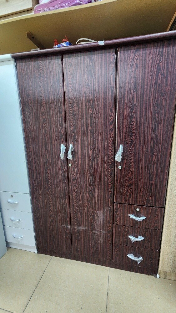 Cabinet - 4