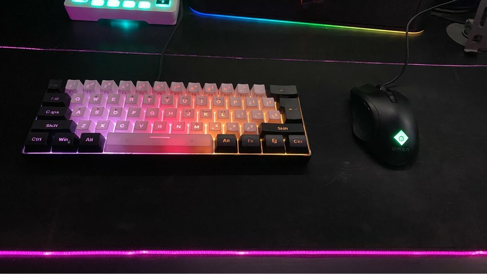 keyboard, mouse, mouse pad - 1