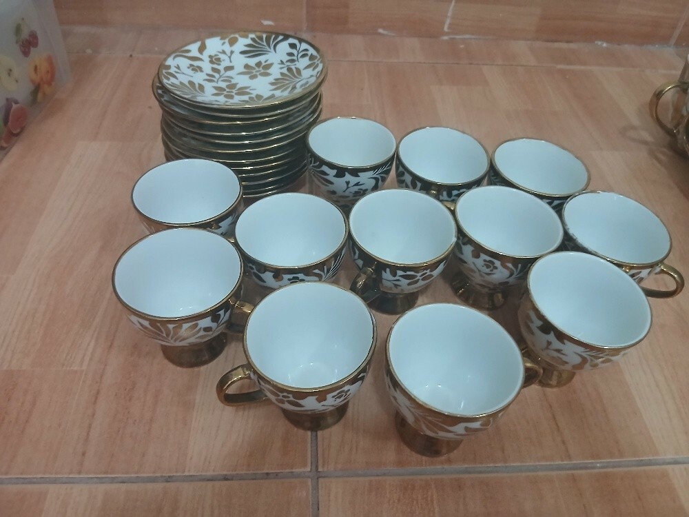 gold and white coffee set - 3