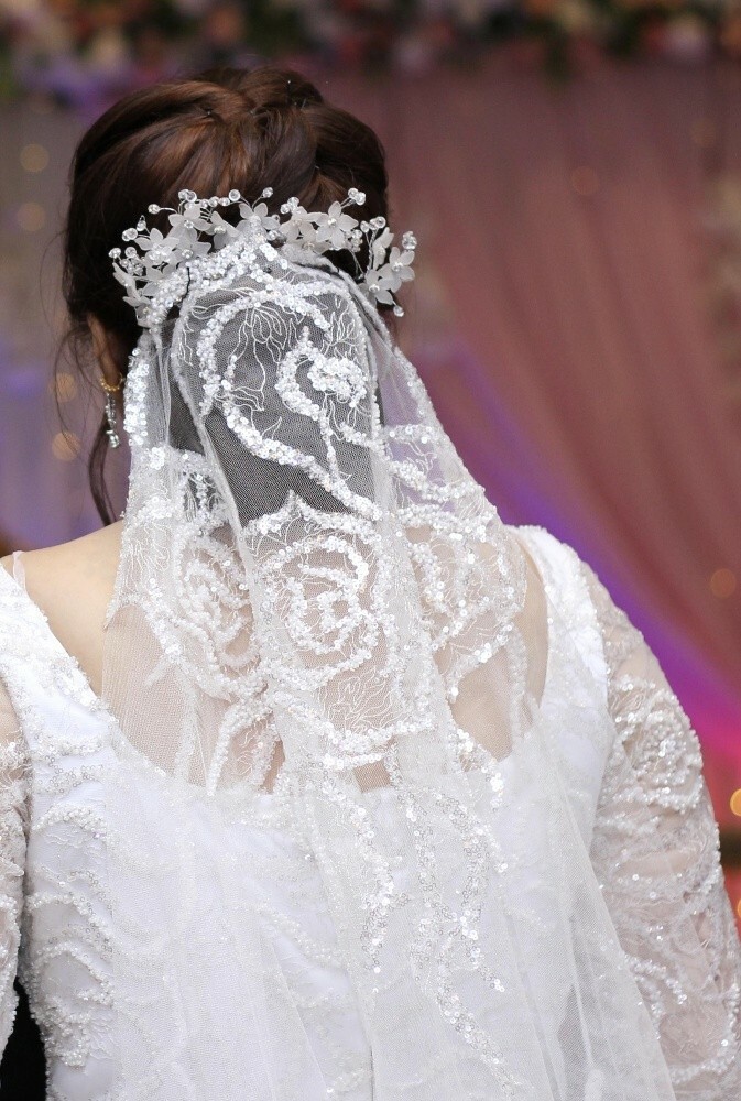 Arabic wedding gown - 2