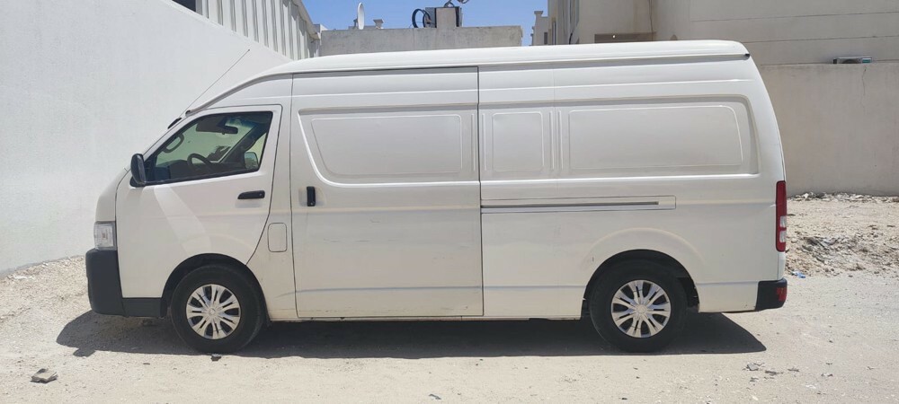 Toyota delivery van for rent - 4