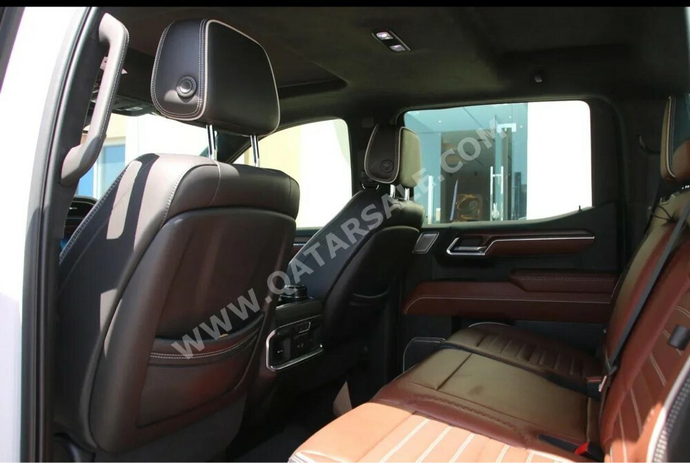 GMC Denali 2023 — photo 16 for sale in Qatar