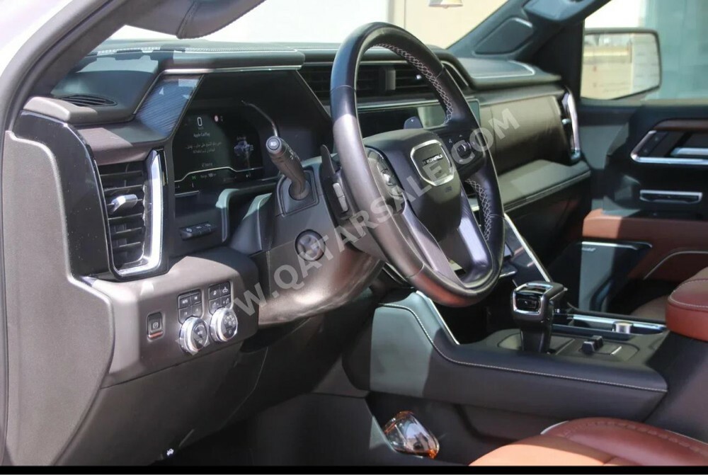 GMC Denali 2023 — photo 6 for sale in Qatar