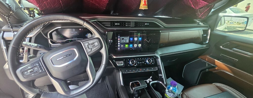GMC Denali 2023 — photo 22 for sale in Qatar