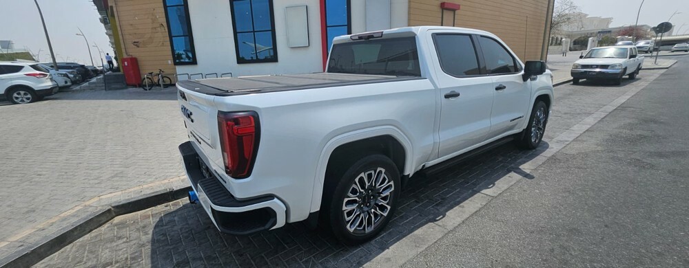 GMC Denali 2023 — photo 21 for sale in Qatar