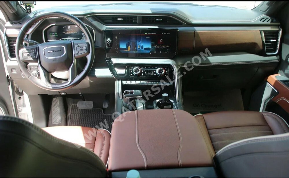 GMC Denali 2023 — photo 8 for sale in Qatar