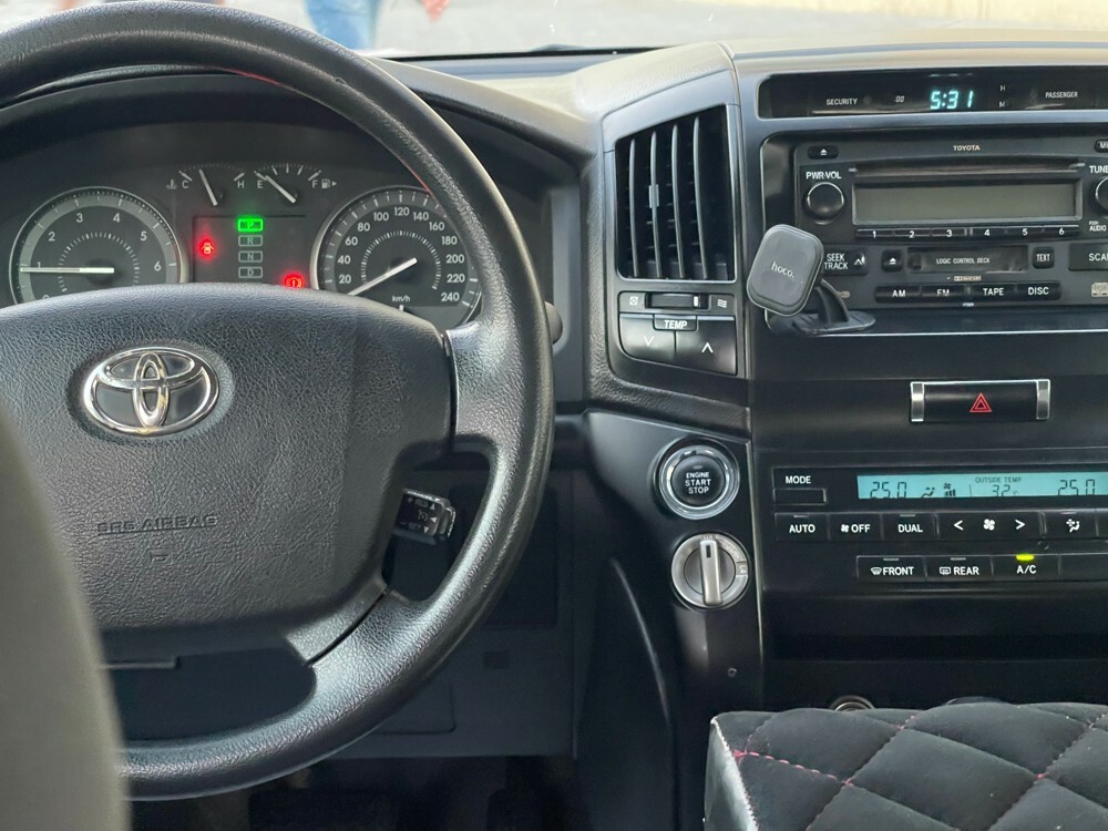 Toyota Land Cruiser G 2011 v6 - 3