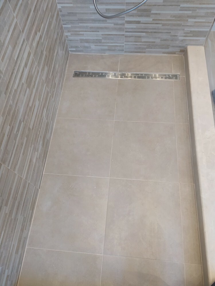 tile and marble tabuk and plaster - 25