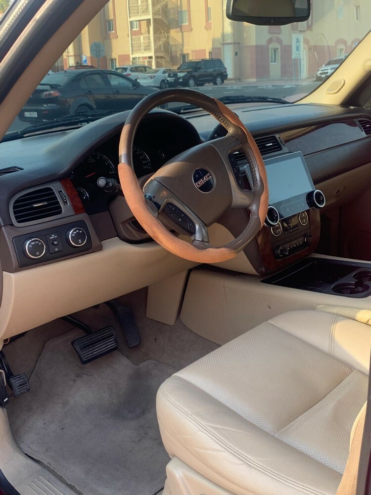 GMC Yukon SLT - 4