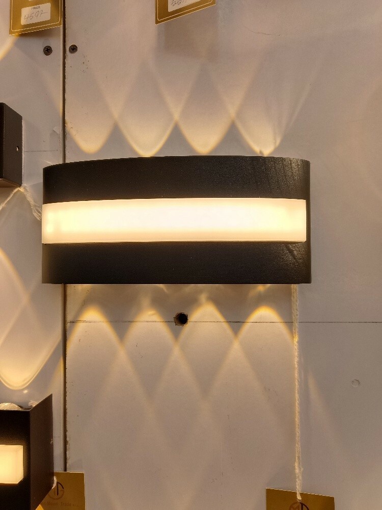Black wire bulb. Led light - 6