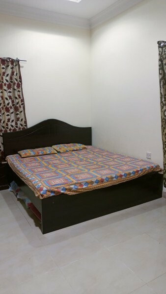 Double bed king size with matres - 2