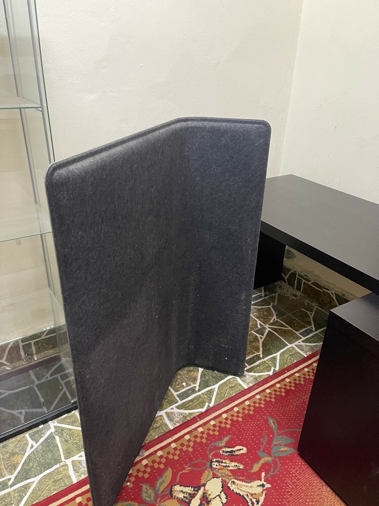 ساتر لطاولات المكاتب - 4