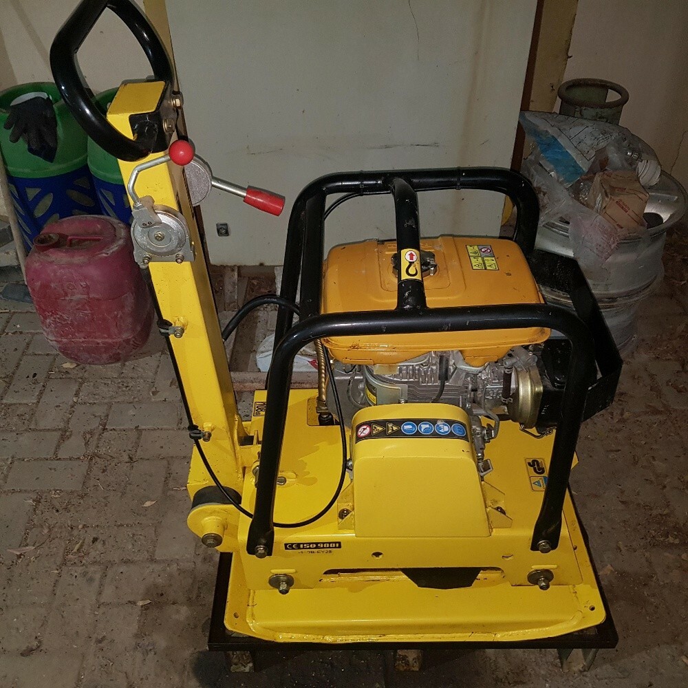 PLATE COMPACTOR - German Make - 1