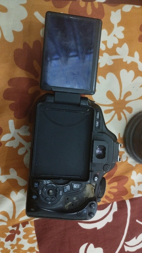 Canon EOS 600D an lens Sigma17-50 - 4
