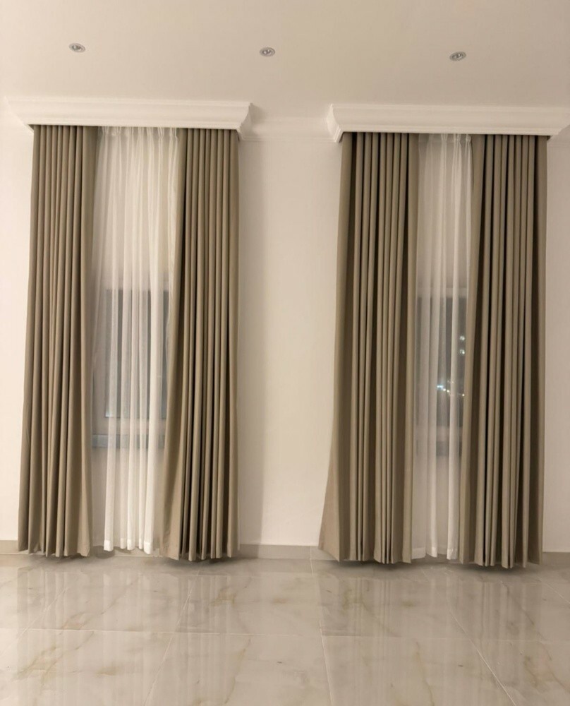 Curtain Wallpaper Sofa making - 1