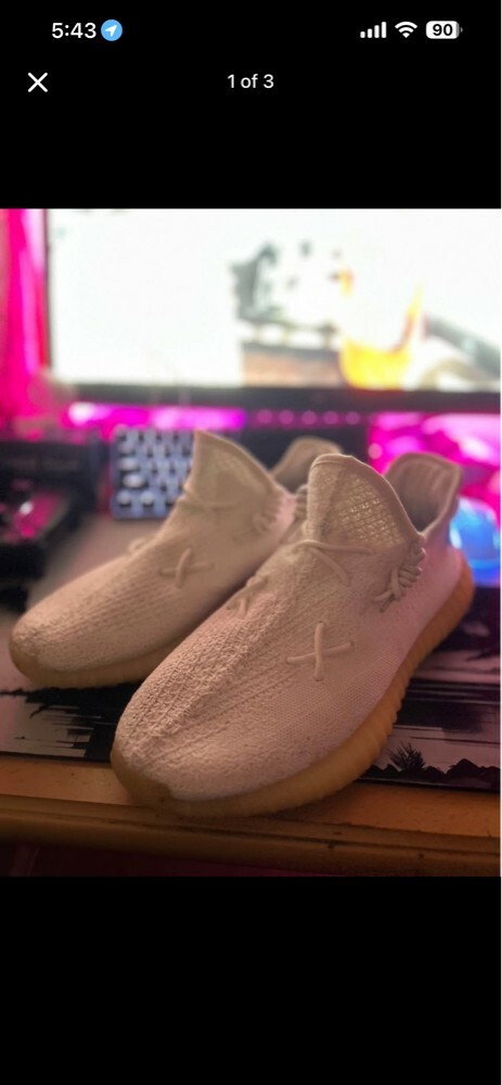 adidas Yeezy Boost White - 1
