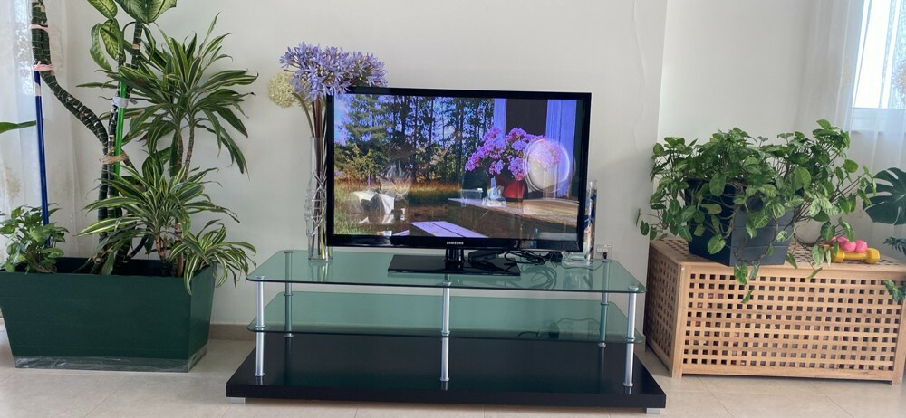 THE ONE TV stand  - 1