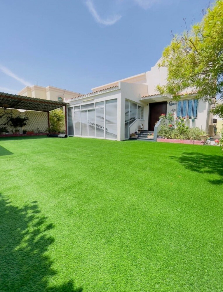 Grass carpet available - 3