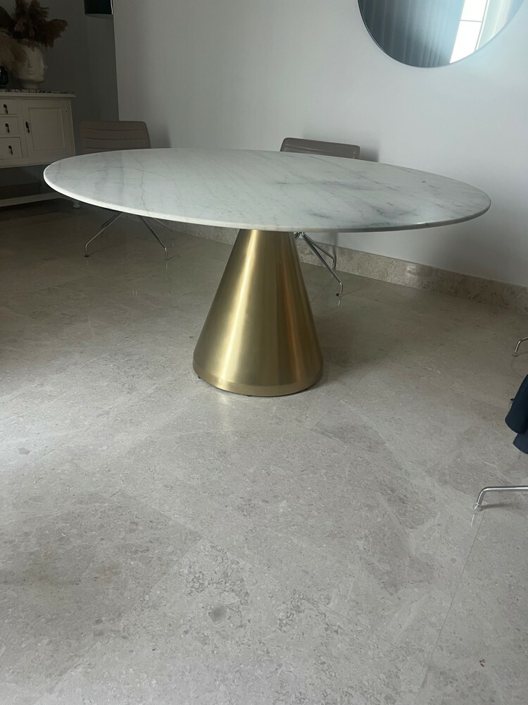 Marble dining table - 6 seater - 4
