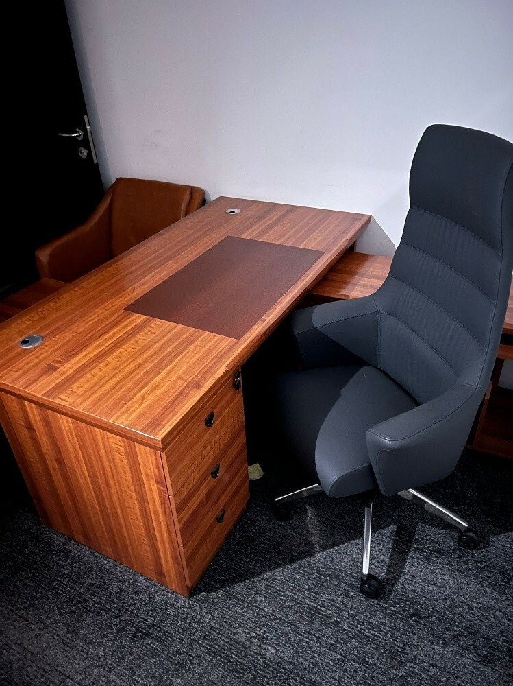 used office furniture - 4