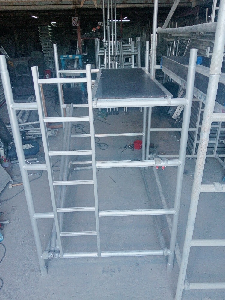 Ceramics and scaffolding ava - 1