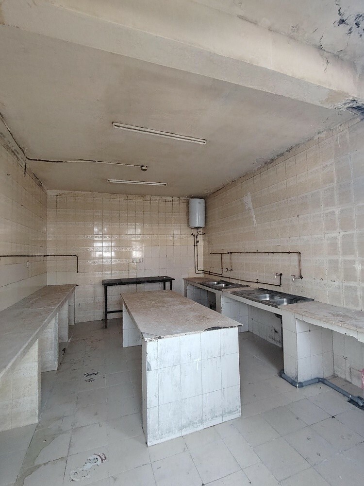 12 Big Rooms 4x6M,Separate - 2