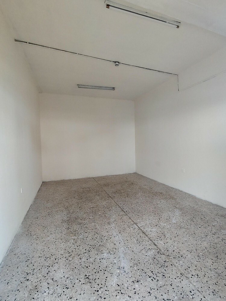 12 Big Rooms 4x6M,Separate - 6