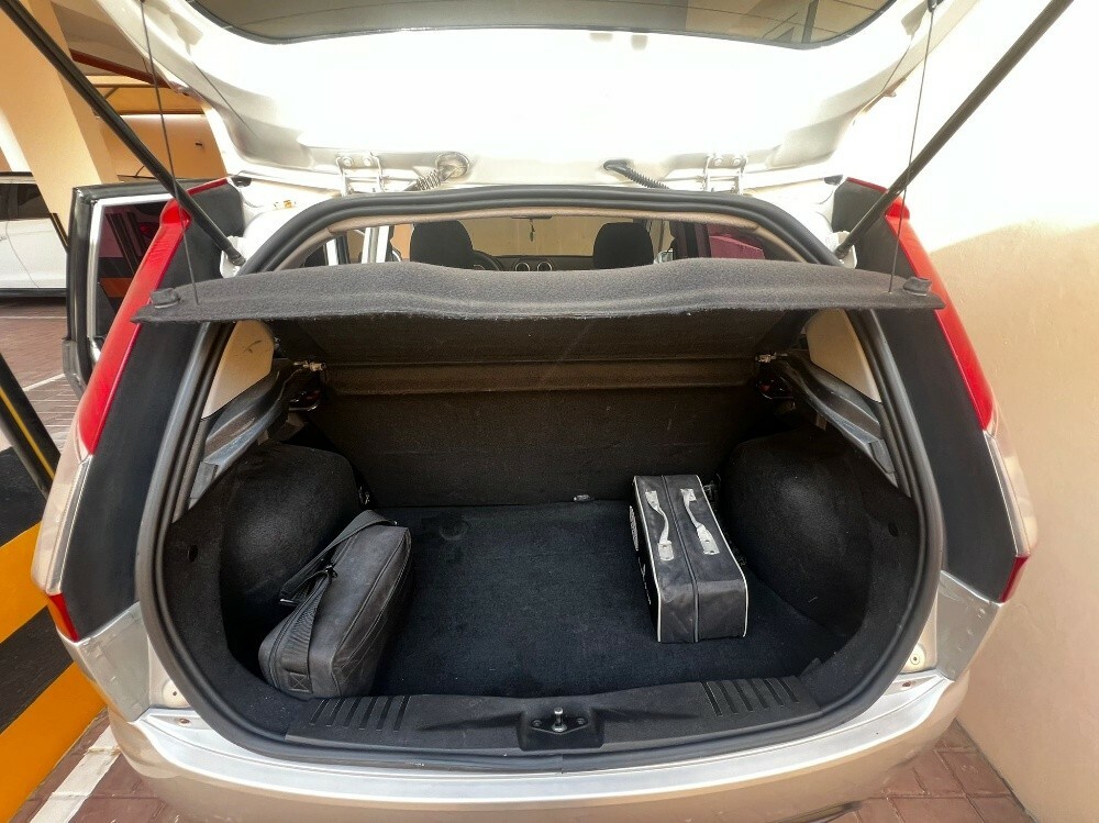Ford Figo - 12