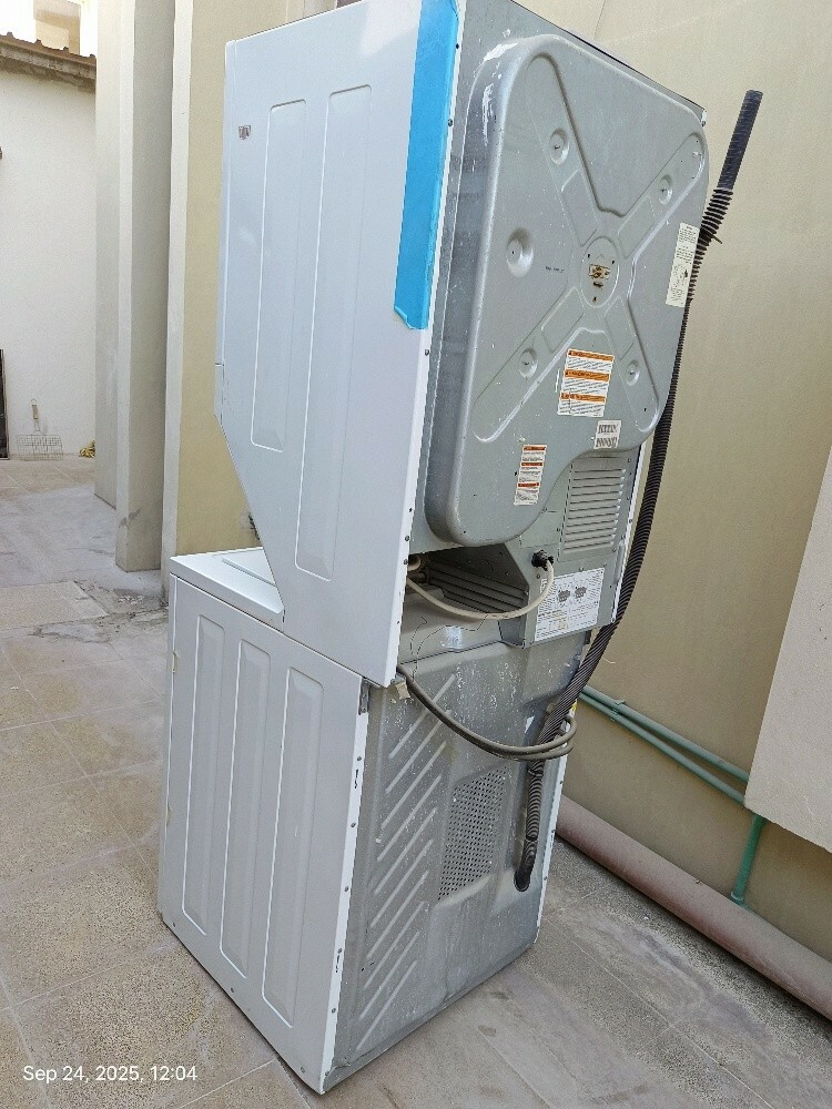 COMMERCIAL LAUNDRY MACHINE & DRYER - 2