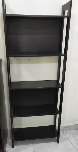 Aesthetic Wooden Bookshelf - 2