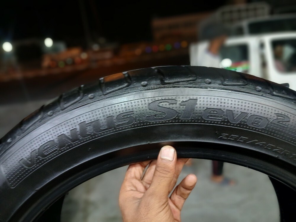 255/45/R19.Hankook Brand - 4