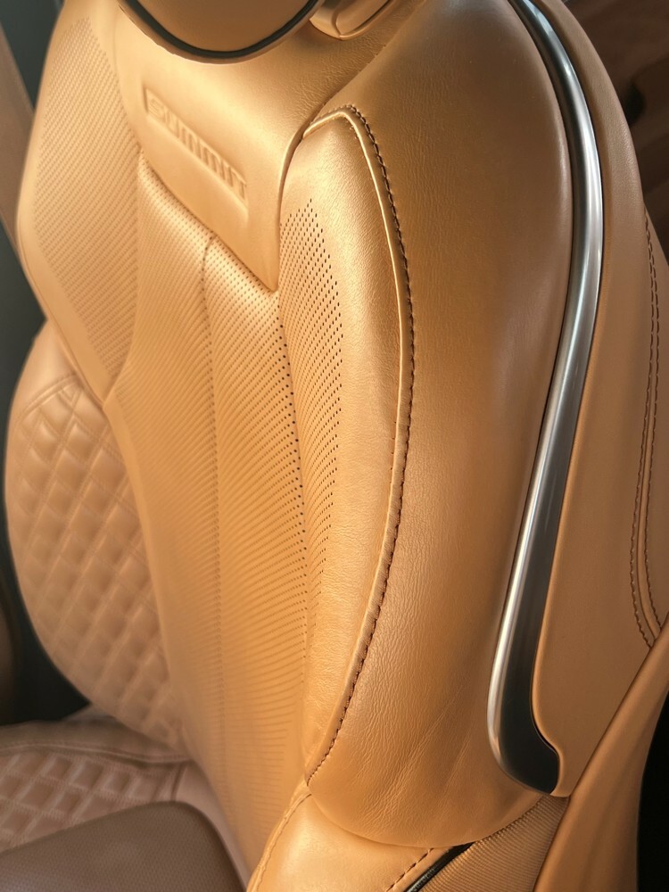 Jeep Grand Cherokee L Summit - 17