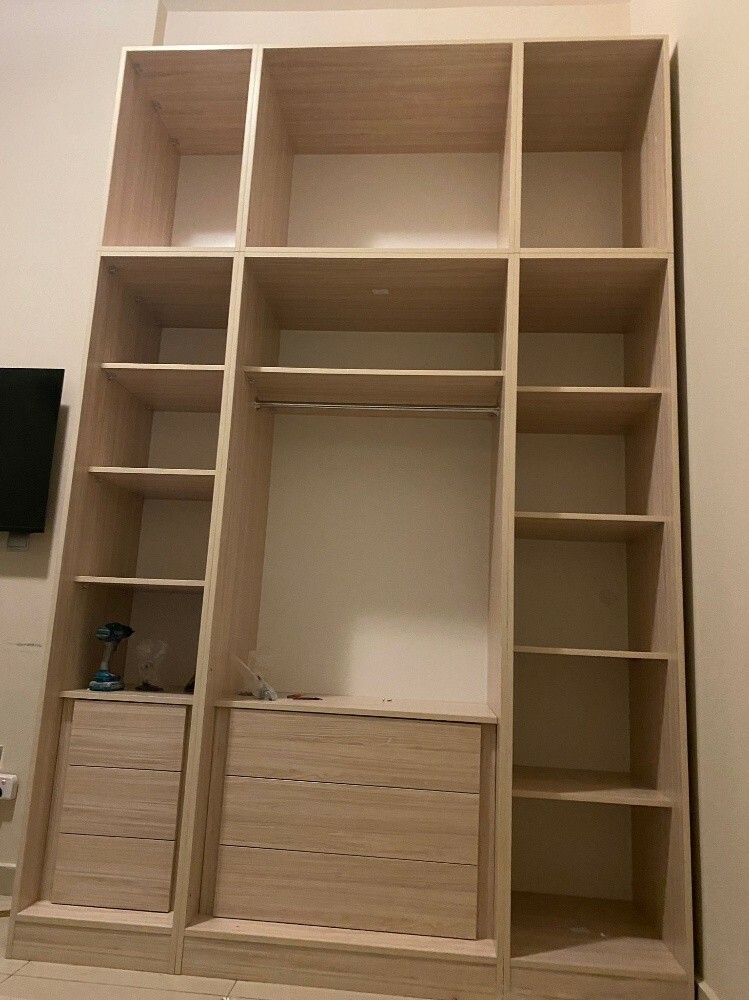 All decor for TVs and screens
and - 3